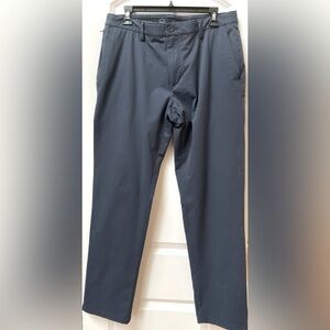 Vineyard Vines “On The Go Pant”